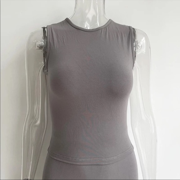 NEW 2 piece grayish long skirt with top - Picture 2 of 4